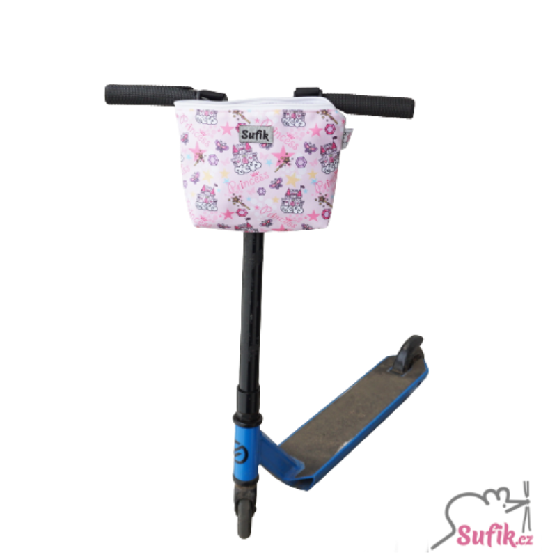 Kapsa na koloběžku, kočárek M - princezny