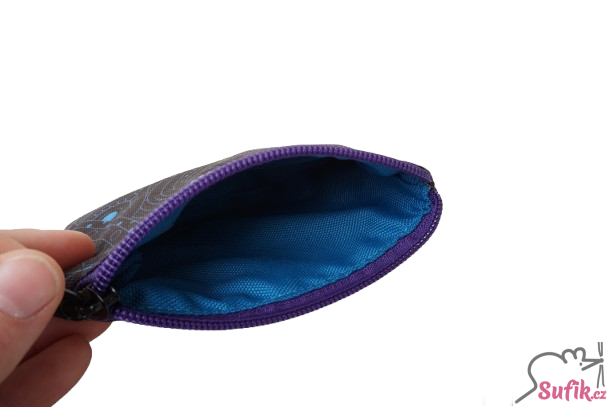 Kapsička na zip 9x13 cm mandaly na černé