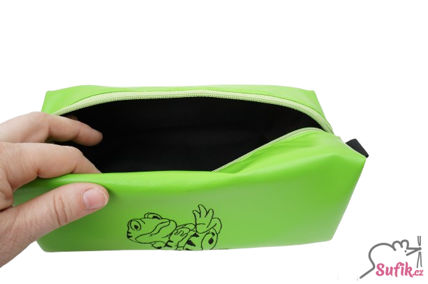 Kosmetická taštička hranatá zelená se žábou